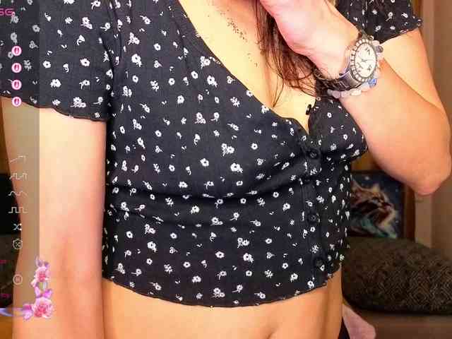 AliannaSoloKisses webcam