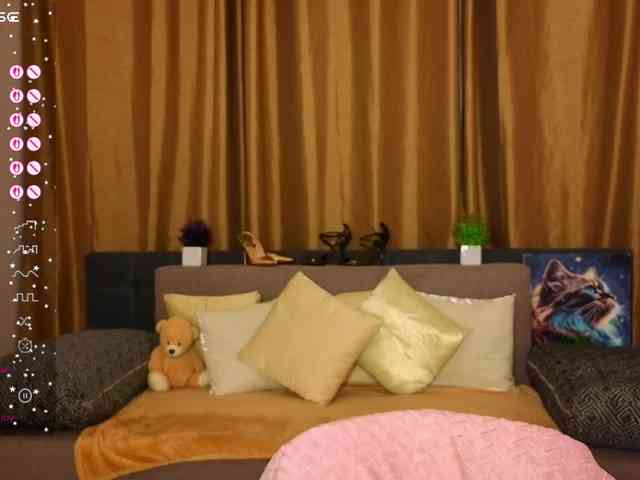 AliannaSoloKisses webcam