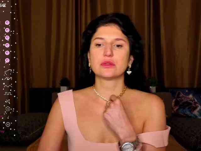 AliannaSoloKisses webcam