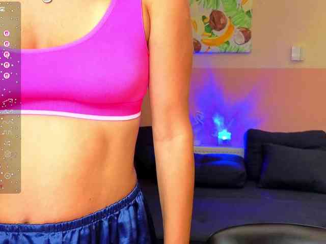 AliannaSoloKisses webcam