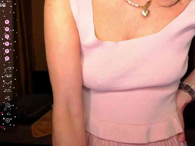 AliannaSoloKisses webcam