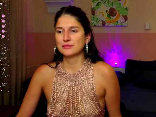 AliannaSoloKisses webcam