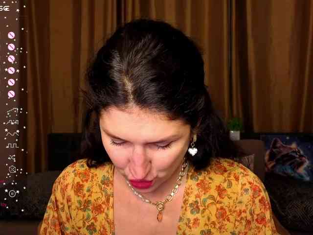 AliannaSoloKisses webcam