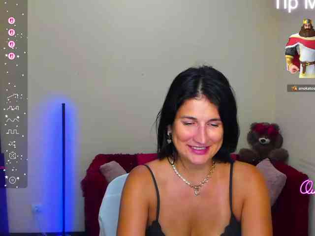 AliannaSoloKisses webcam