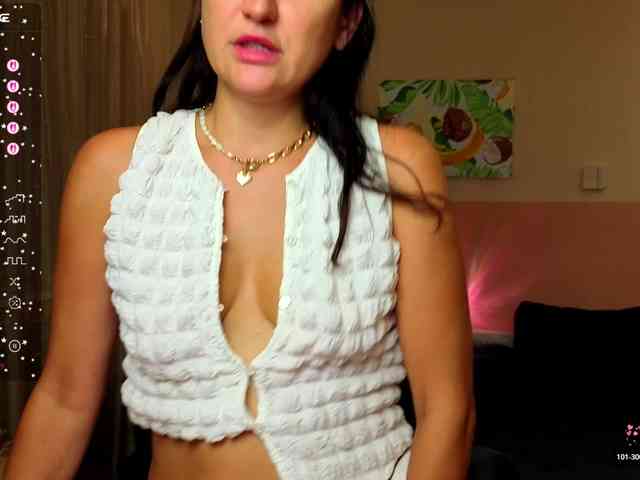 AliannaSoloKisses webcam