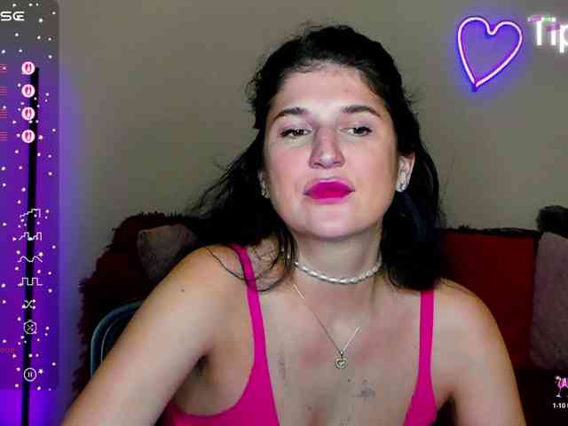 AliannaSoloKisses webcam