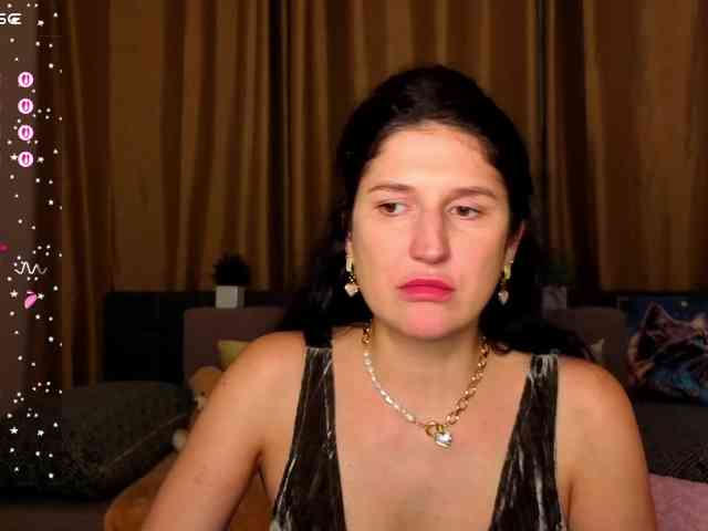 AliannaSoloKisses webcam