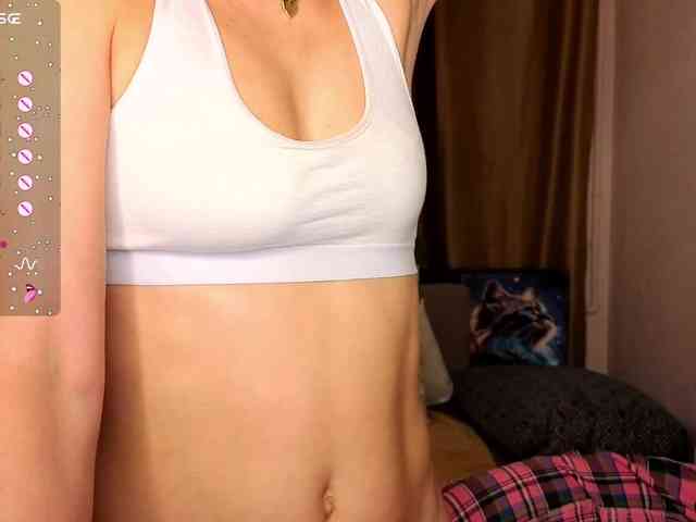 AliannaSoloKisses webcam