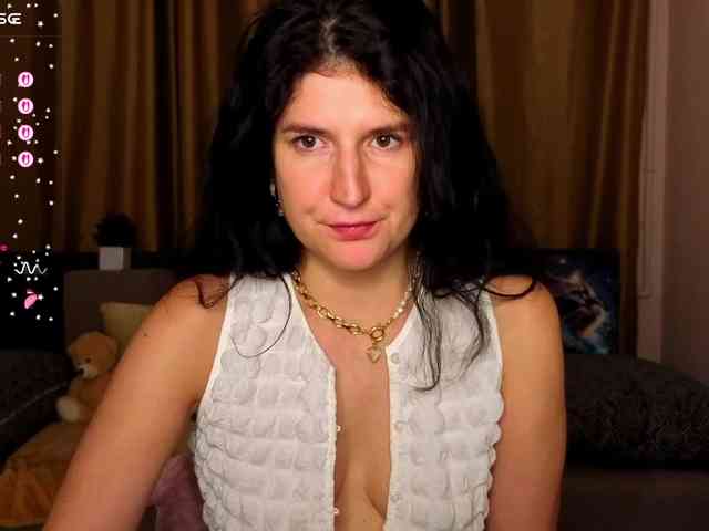 AliannaSoloKisses webcam