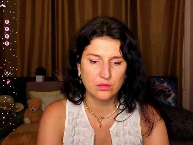 AliannaSoloKisses webcam