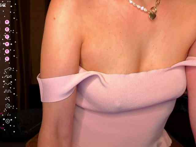 AliannaSoloKisses webcam