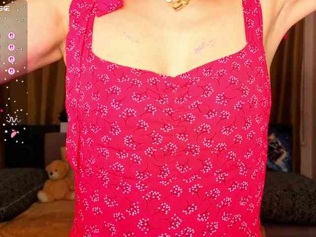 AliannaSoloKisses webcam