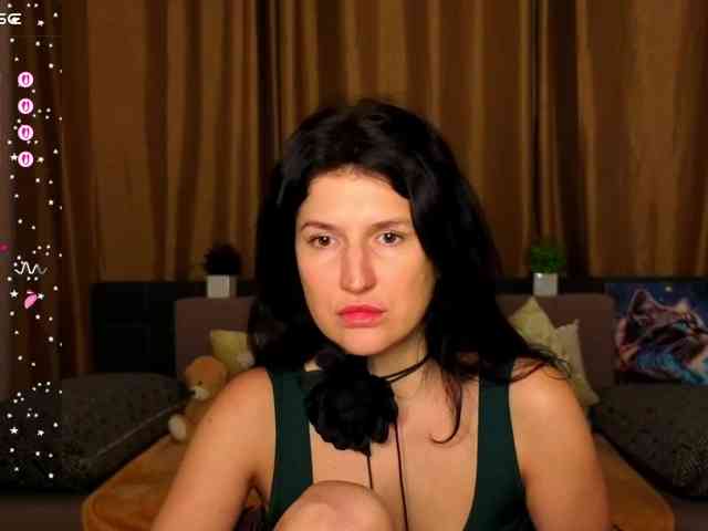 AliannaSoloKisses webcam