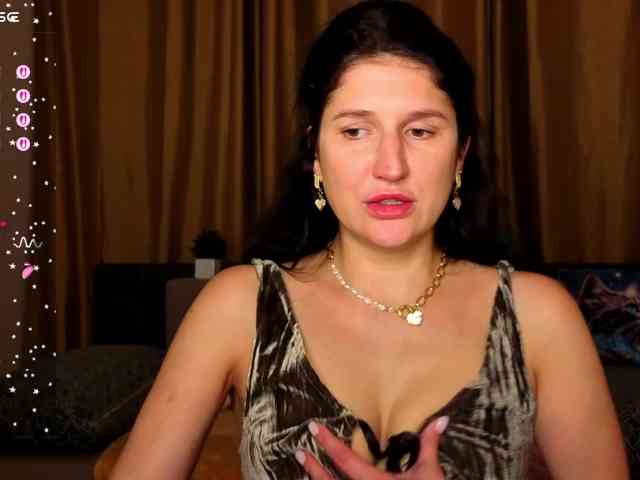 AliannaSoloKisses webcam