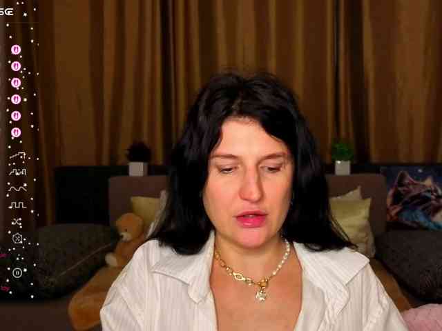 AliannaSoloKisses webcam