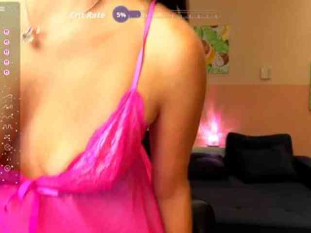 AliannaSoloKisses webcam
