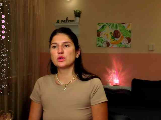 AliannaSoloKisses webcam