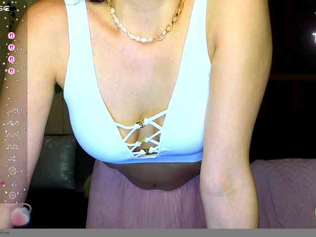 AliannaSoloKisses webcam