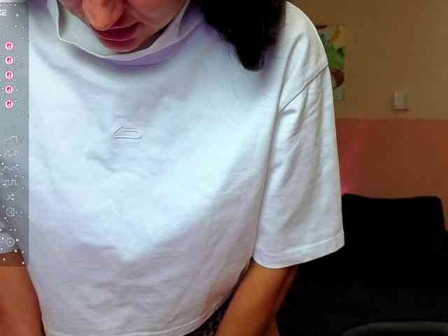 AliannaSoloKisses webcam