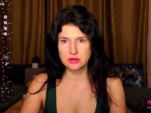 AliannaSoloKisses webcam