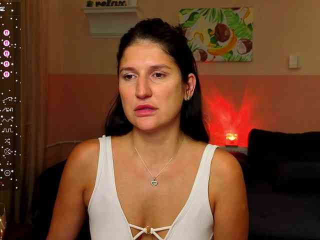 AliannaSoloKisses webcam