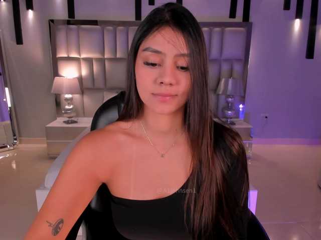AllyJensen live cam on BongaCams