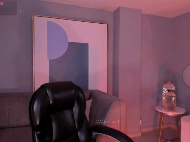 AllyJensen live cam on BongaCams
