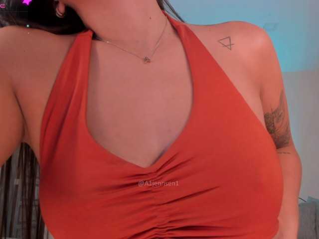 AllyJensen live cam on BongaCams