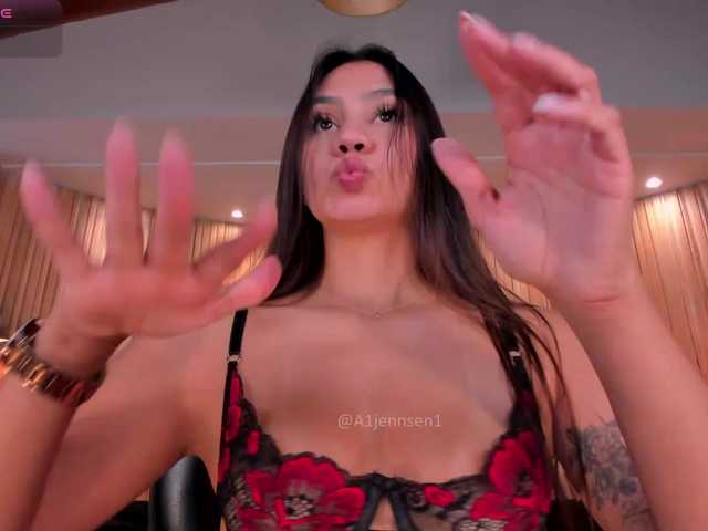 AllyJensen live cam on BongaCams