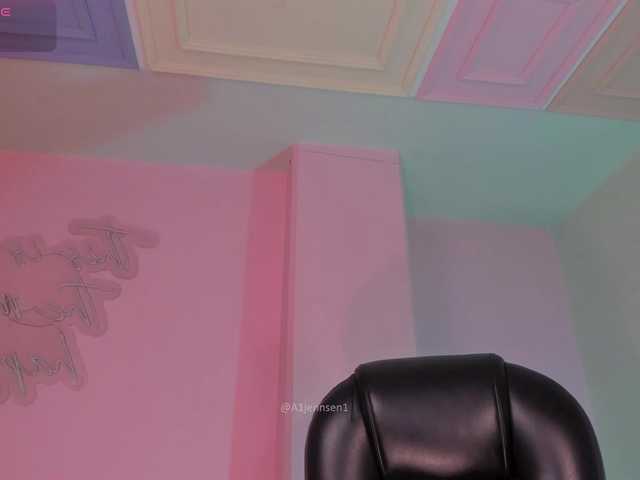 AllyJensen live webcam show