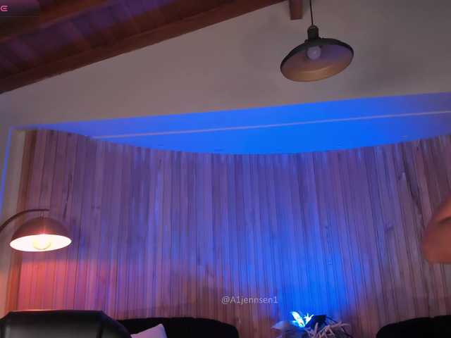 AllyJensen live cam on BongaCams