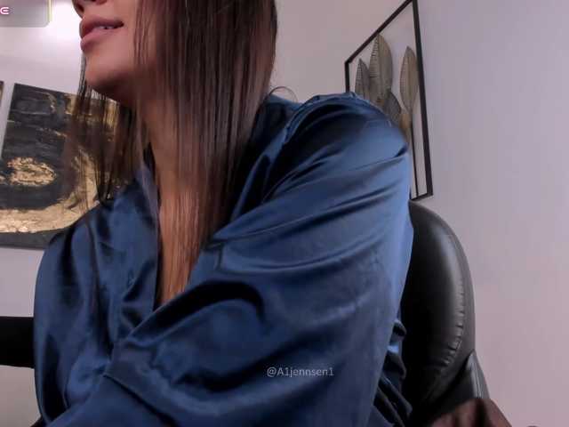 AllyJensen live cam on BongaCams