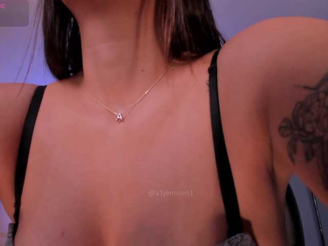 AllyJensen live webcam show