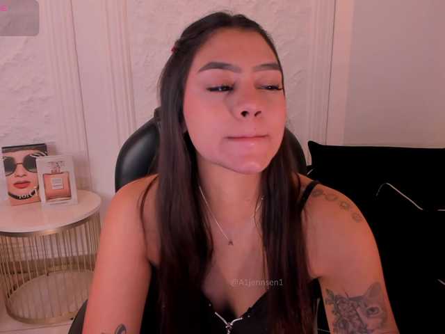 AllyJensen live cam on BongaCams