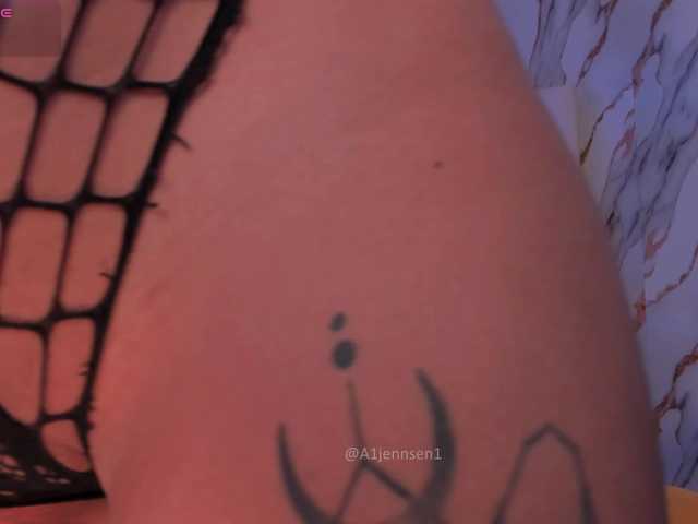 AllyJensen live cam on BongaCams