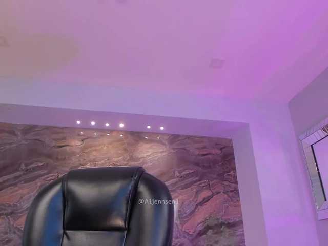 AllyJensen live cam on BongaCams