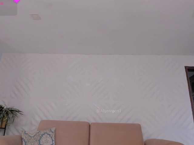 AllyJensen live cam on BongaCams
