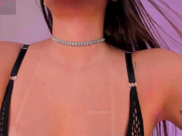 AllyJensen live cam on BongaCams