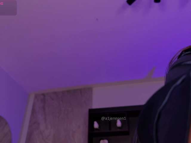 AllyJensen live cam on BongaCams