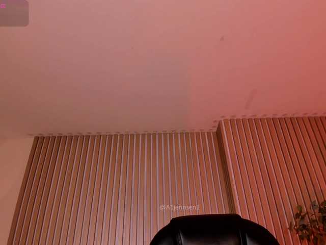 AllyJensen live cam on BongaCams