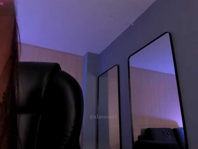 AllyJensen live cam on BongaCams