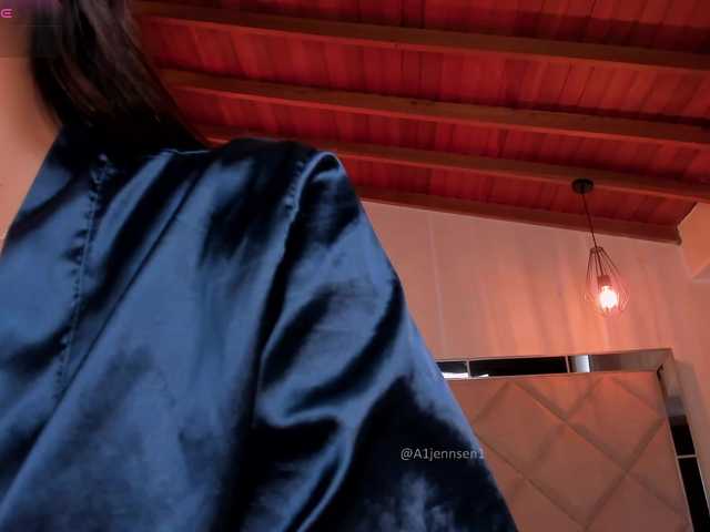 AllyJensen live cam on BongaCams