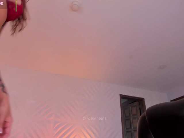 AllyJensen live cam on BongaCams