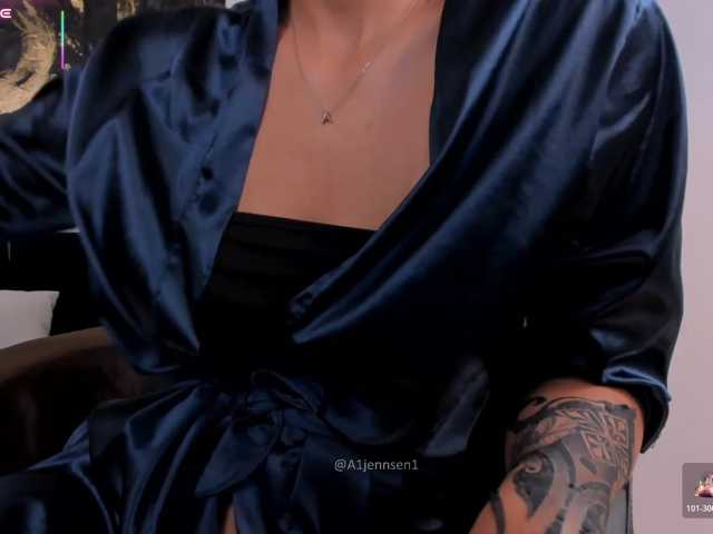 AllyJensen live cam on BongaCams