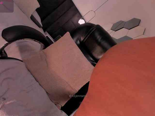 AllyJensen webcam