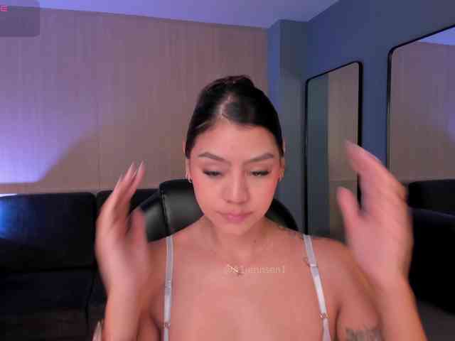 online chat room AllyJensen