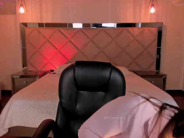 AllyJensen webcam