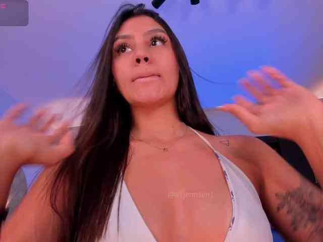 AllyJensen webcam