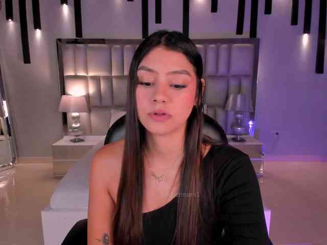AllyJensen webcam