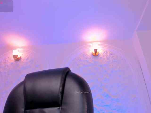 AllyJensen webcam
